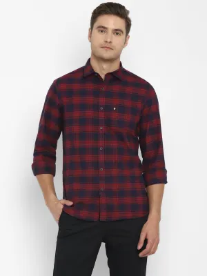 Turtle Men Red Cotton Checked Slim Fit Shirts